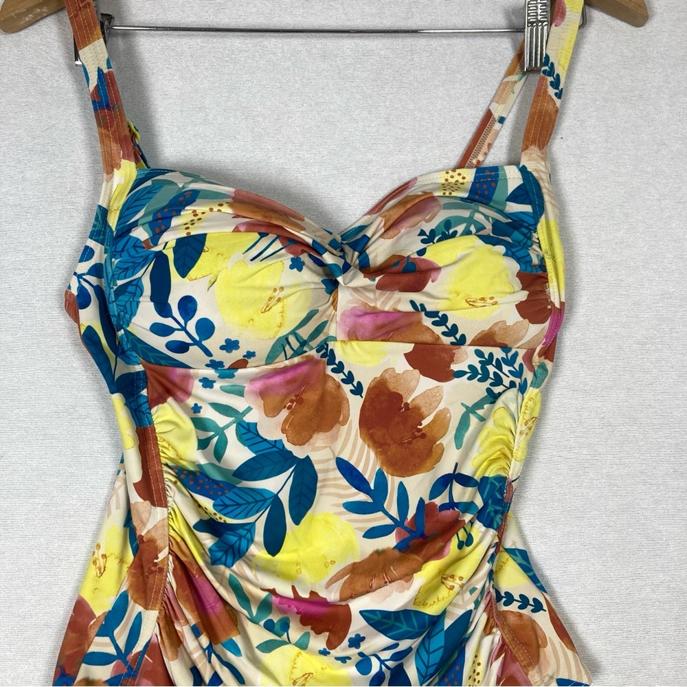 Niptuck Multi fit Cup One Piece Swimwear with Vibrant Design Size 6 Beach - Picture 9 of 15